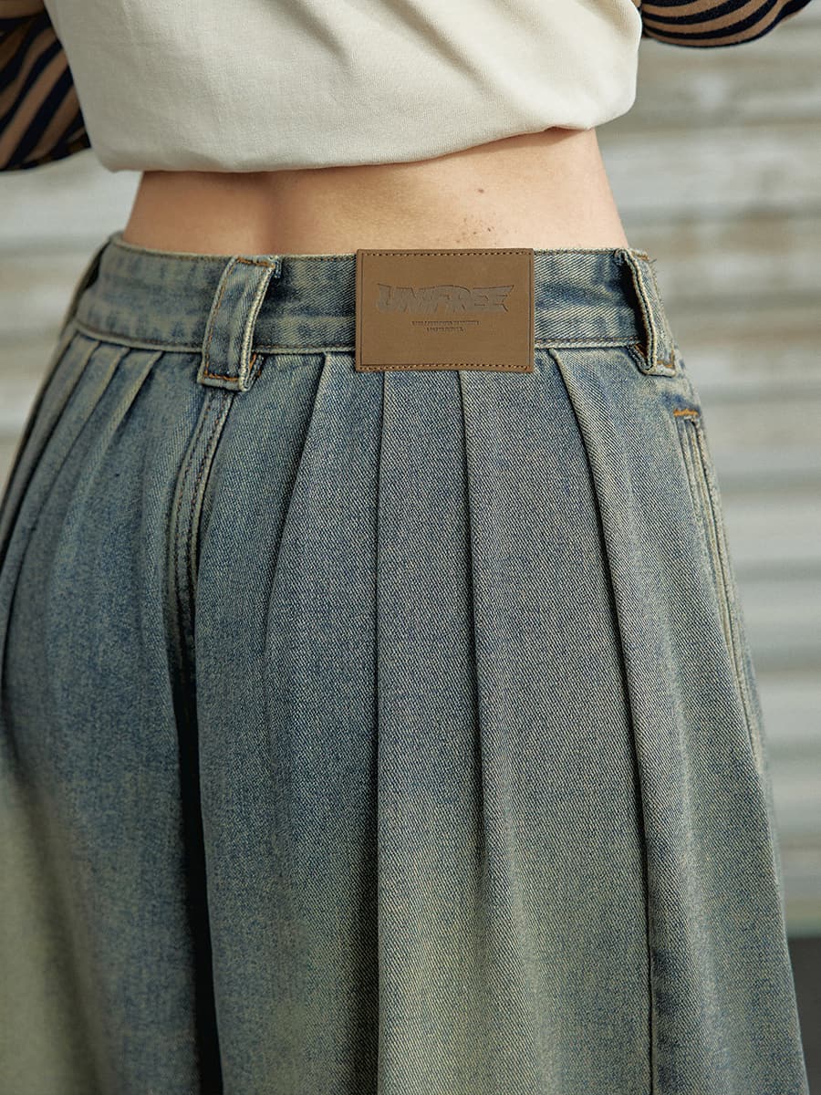 Liber Fall Women's Distressed Washed Jeans