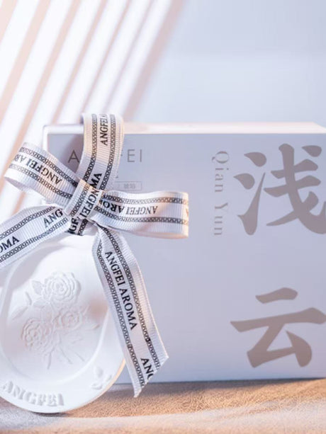 Oriental Fragrance Pendant