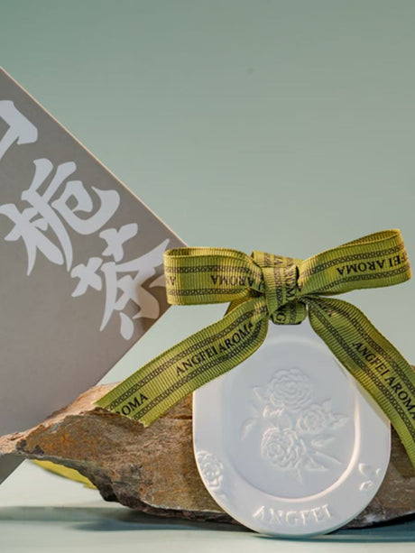 Oriental Fragrance Pendant