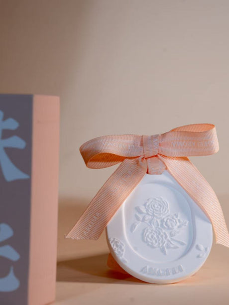 Oriental Fragrance Pendant