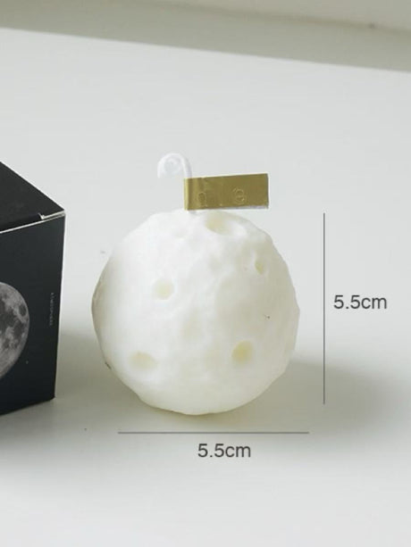 Moon Shaped Scented Candle