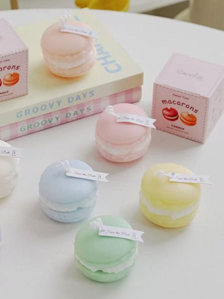 Macaron scented candle
