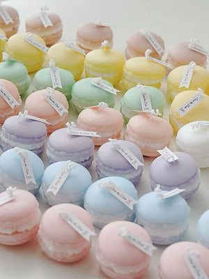 Macaron scented candle