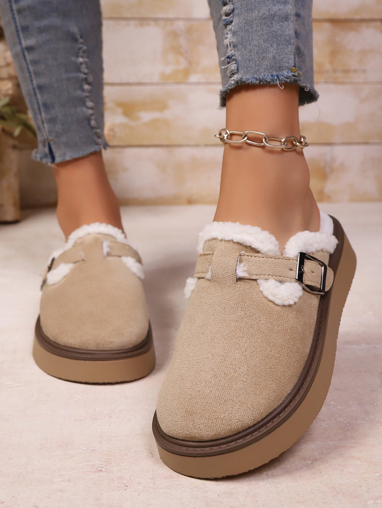 Liber Autumn and winter ladies' velvet lining thick-soled flat shoes