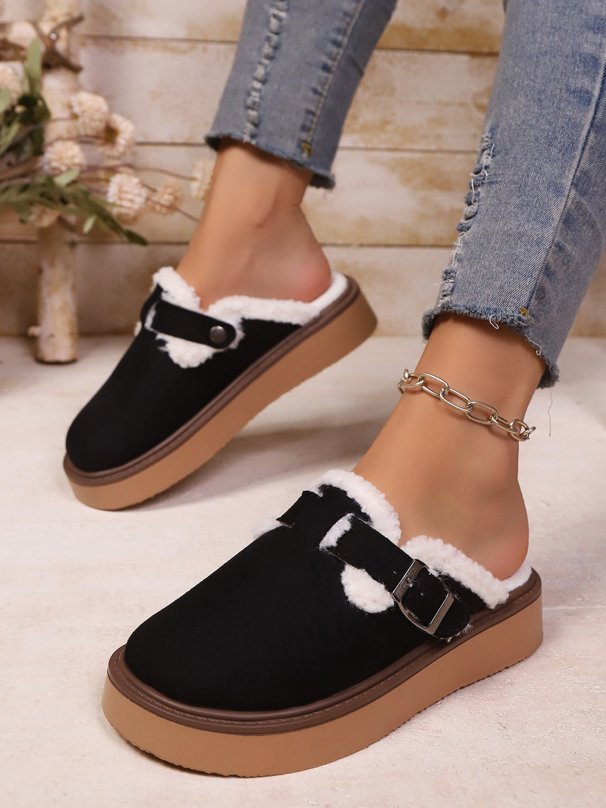 Liber Autumn and winter ladies' velvet lining thick-soled flat shoes