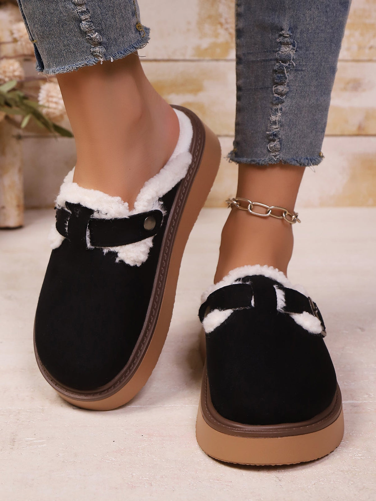 Liber Autumn and winter ladies' velvet lining thick-soled flat shoes