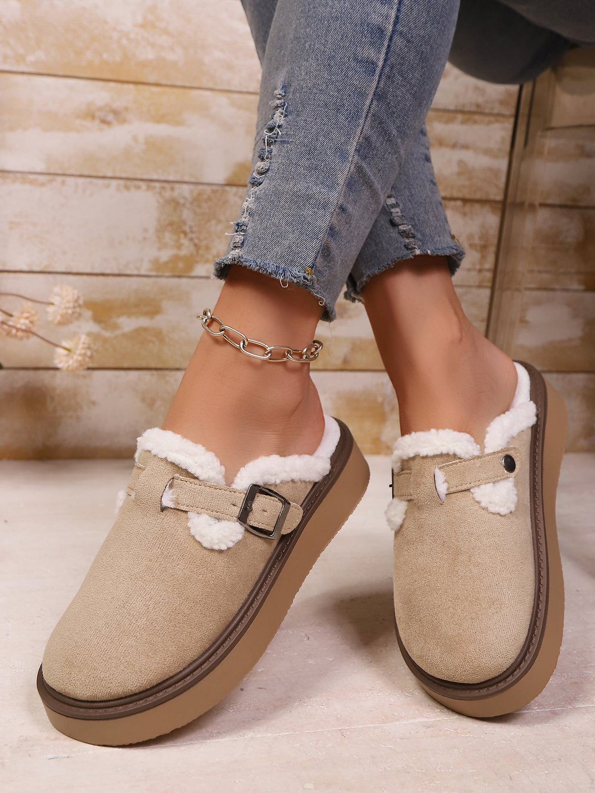 Liber Autumn and winter ladies' velvet lining thick-soled flat shoes