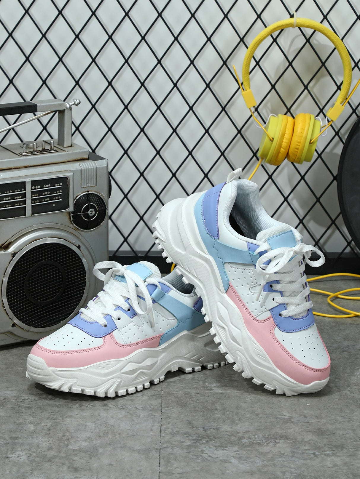 Liber Four Seasons Women's Thick-soled Casual Sports Shoes