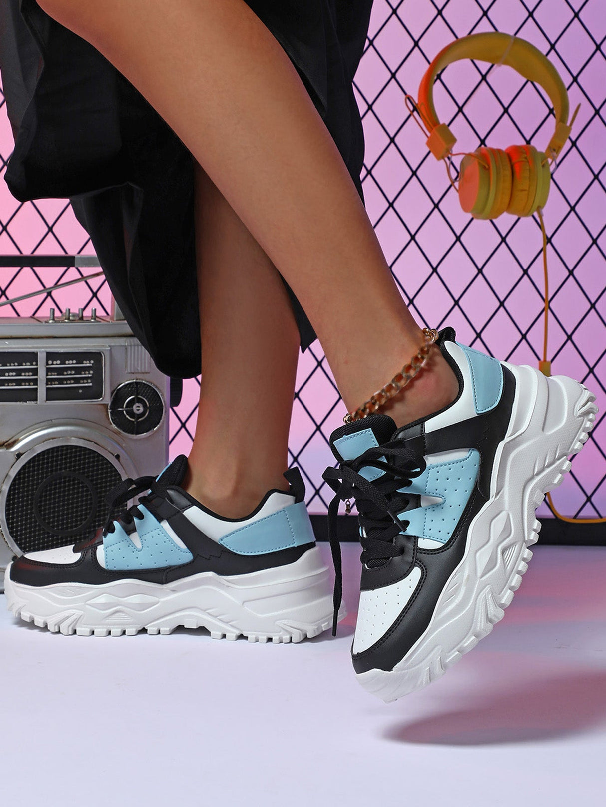 Liber Four Seasons Women's Thick-soled Casual Sports Shoes