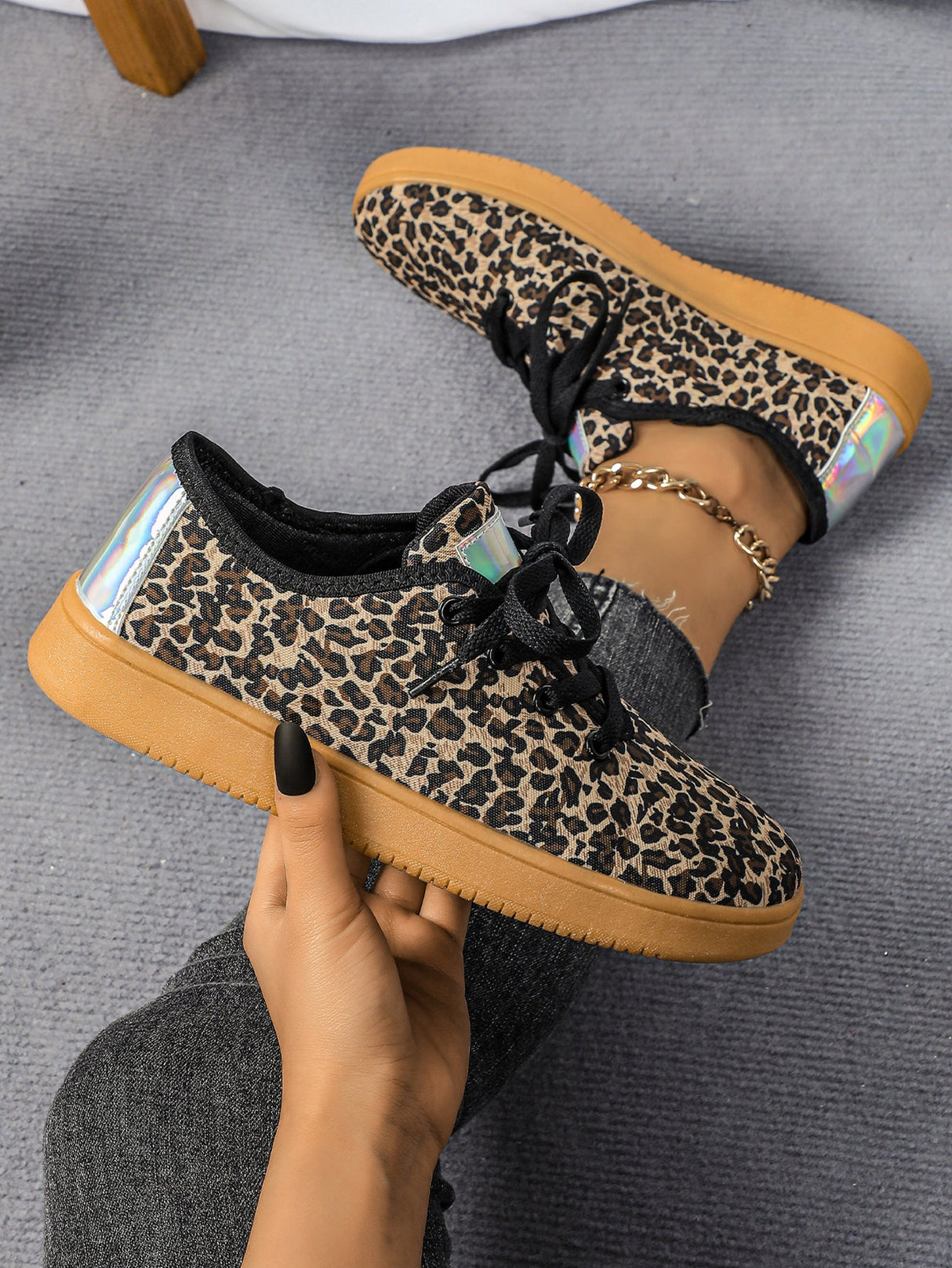 Liber Four Seasons Leopard Print Unisex Casual Sports Shoes